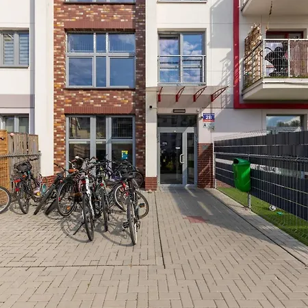 Apartament Modern & Bright With Parking And Balcony By Renters